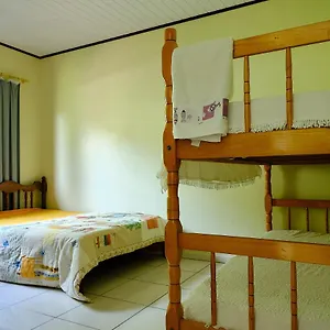  Apartamento Primeiro Andar